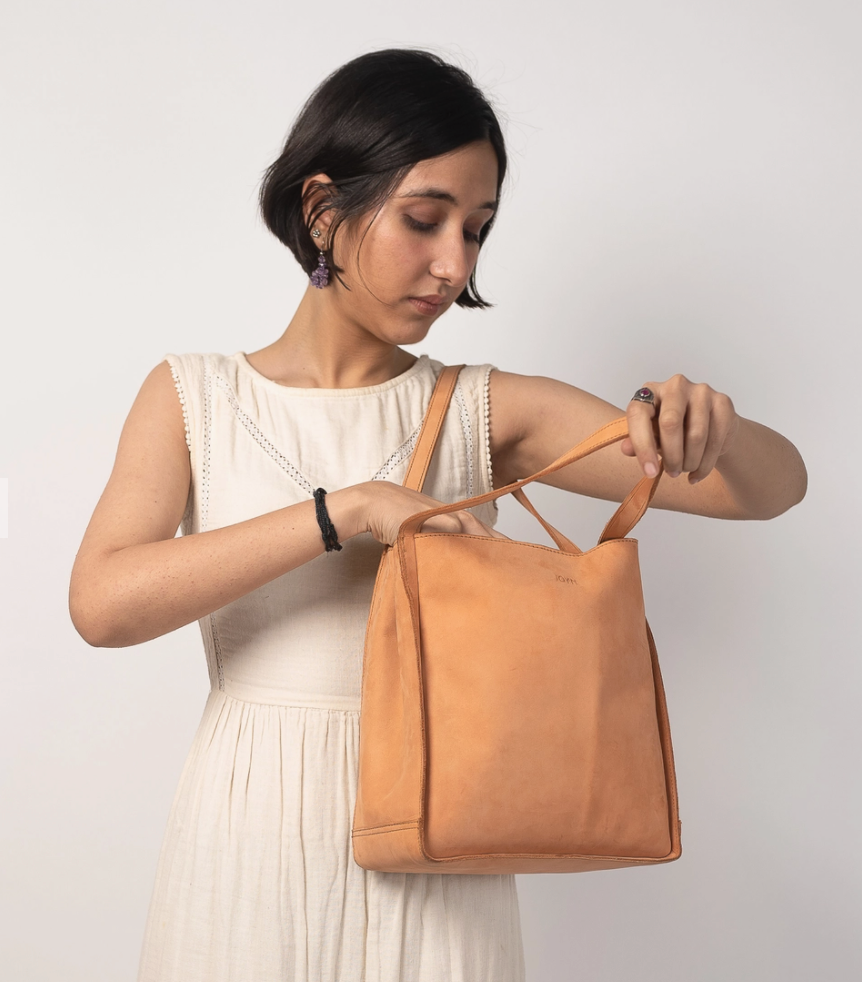 Nubuck bag top
