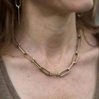 Modern Madini - Brass paperclip chain necklace