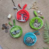 ilikesara | art + goods - Coin pouch | snail