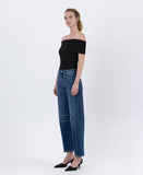 HIGH RISE BARREL LEG JEANS F5768D