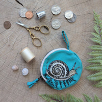 ilikesara | art + goods - Coin pouch | snail