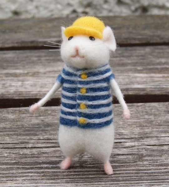 DIY Felted Mouse