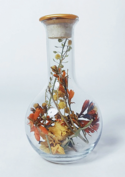 Dried Flower Arrangement - Sperare 100 Yellow Gold